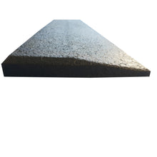 Charger l'image dans la galerie, Flatline Black Rubber Gym Flooring 20mm Corners and edges - Cannons UK