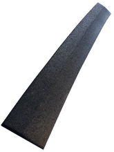 Charger l'image dans la galerie, Flatline Black Rubber Gym Flooring 20mm Corners and edges - Cannons UK