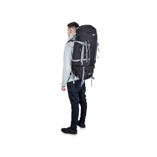 Trespass trek 66l sales rucksack